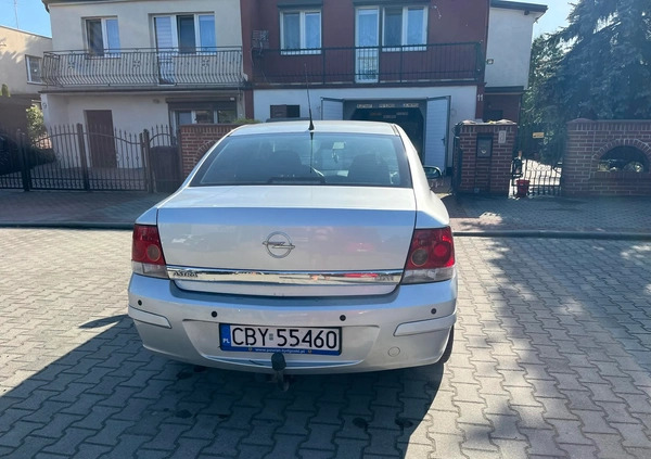 Opel Astra cena 8000 przebieg: 172000, rok produkcji 2008 z Dukla małe 79